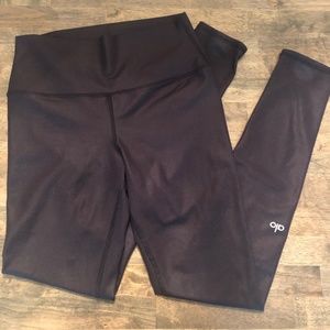 Alo High-Waist Airbrush Legging Black Glossy GUC M